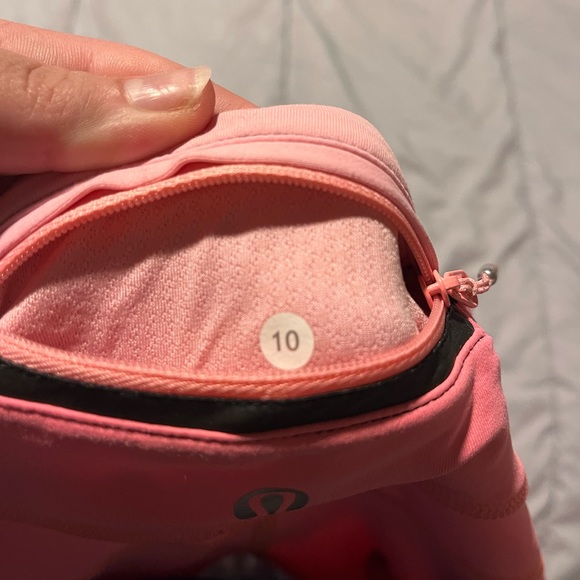 Lululemon bright pink leggings - Picture 4 of 6